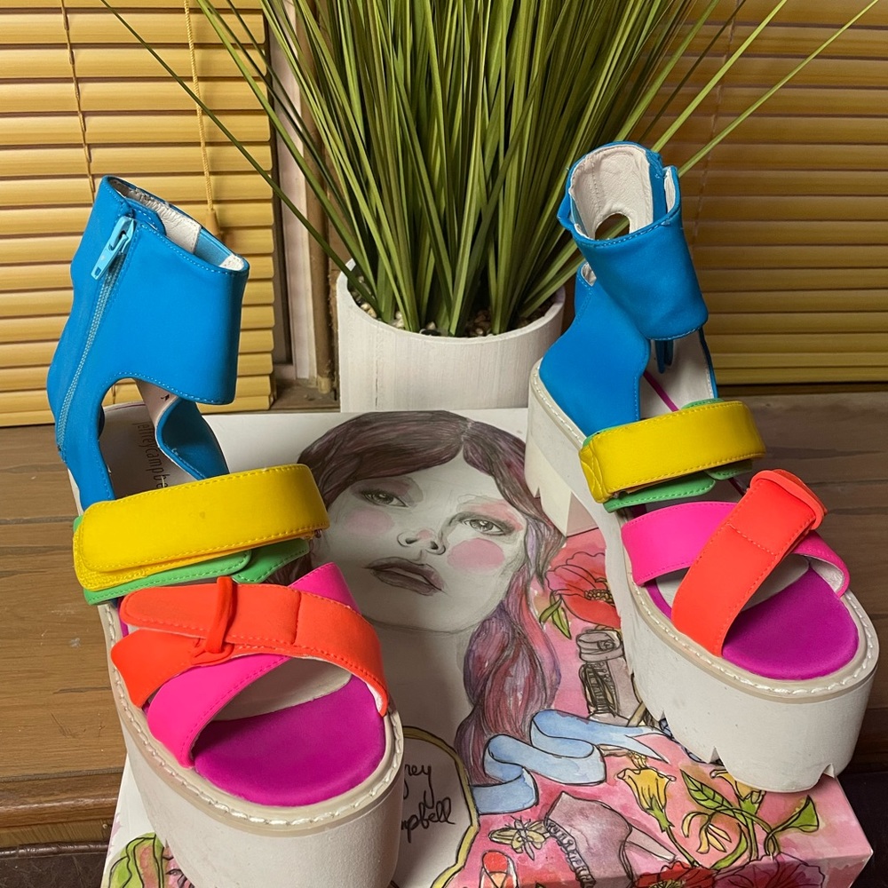 Super cute rare festival party sandal boot